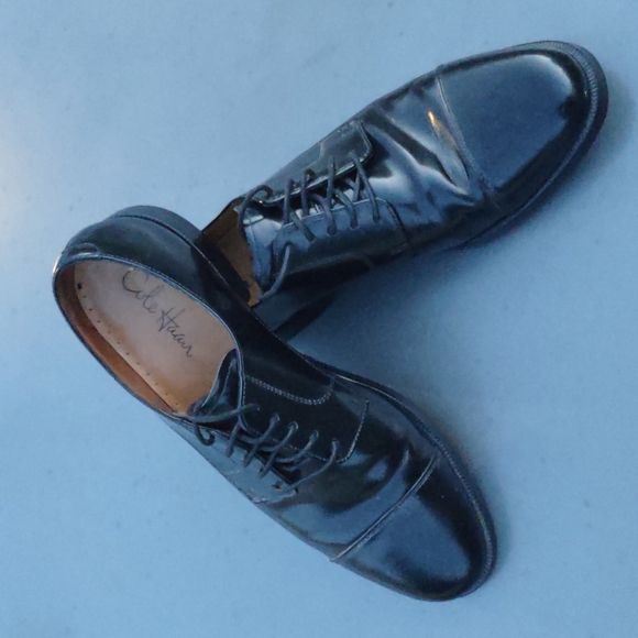 Cole Haan/Vibram® Men’s Caldwell Derby Black Leather Cap Toe Lace Up Oxford - Picture 15 of 17